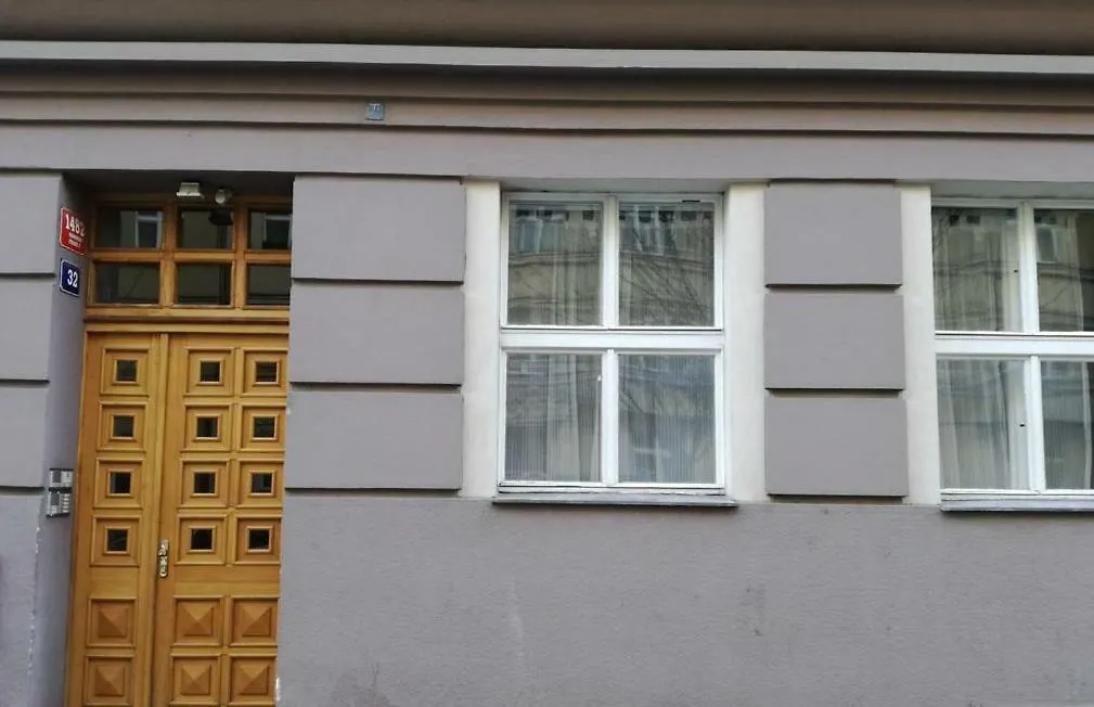 Apartment Premyslovska - 2 Bathrooms Πράγα