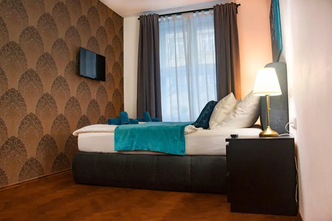 Apartment Premyslovska - 2 Bathrooms Πράγα