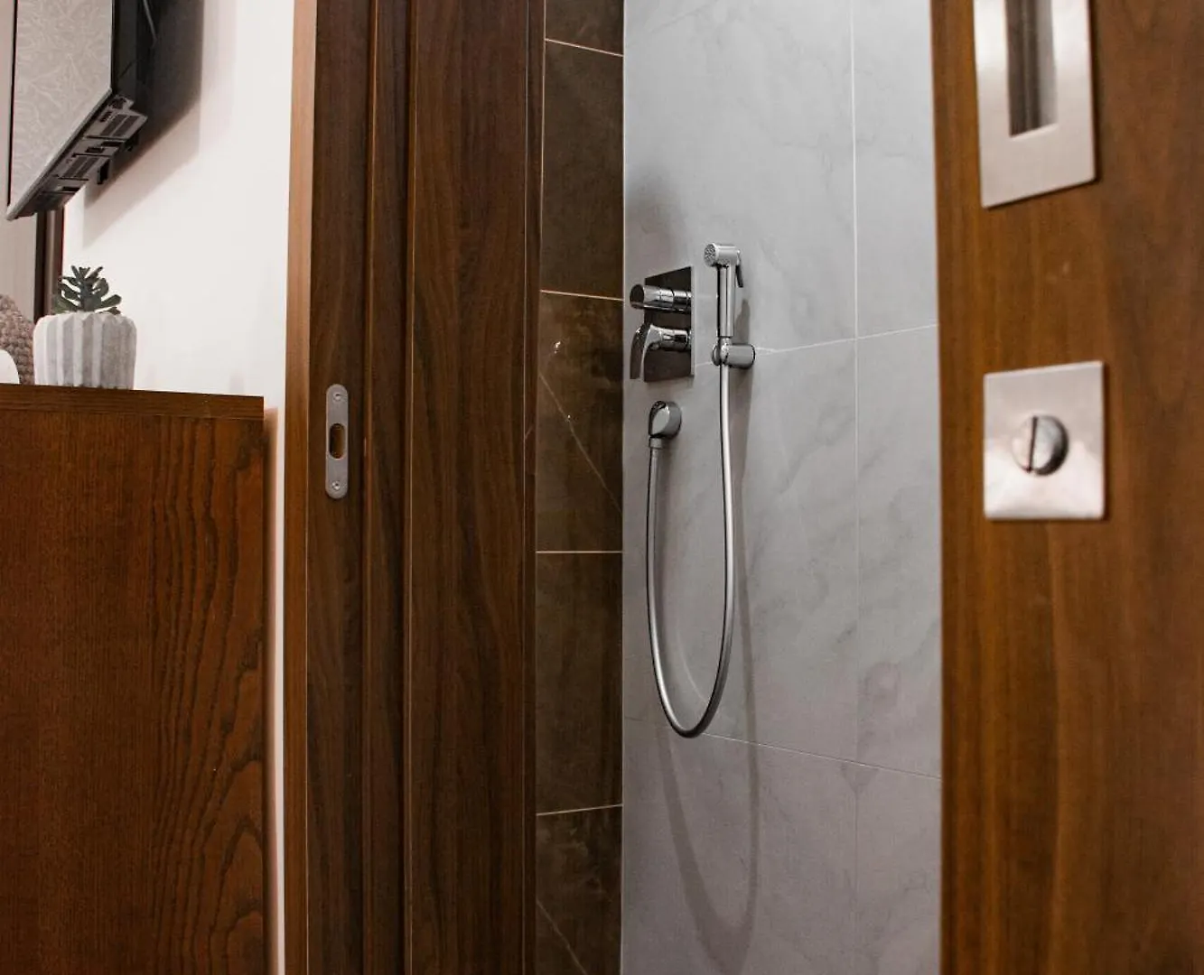 Apartment Premyslovska - 2 Bathrooms Πράγα